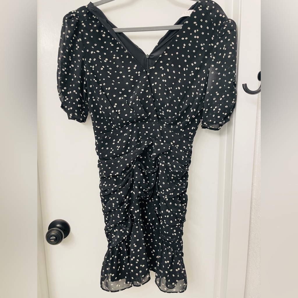 Astr The Label Black Floral Ruched Dress
